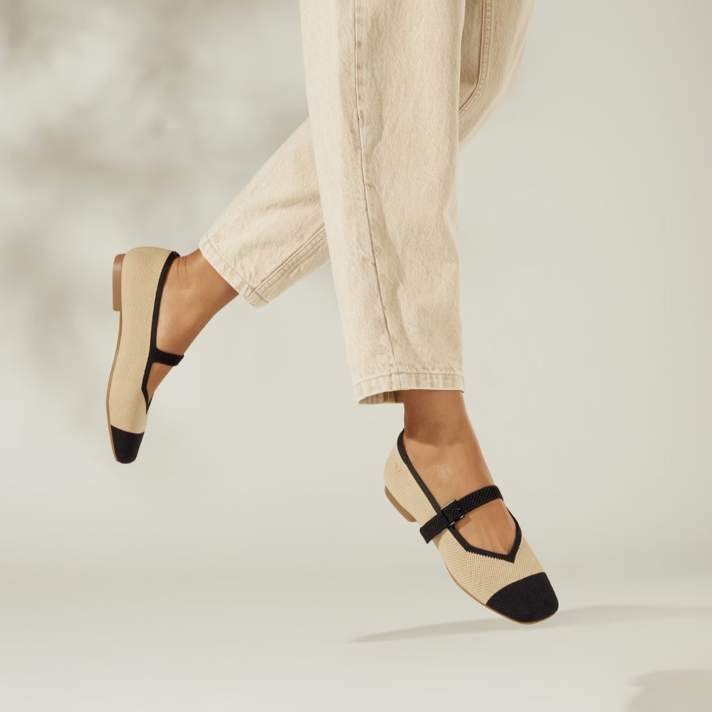 Vivaia Square-Toe Mary-Jane (Margot Mary-Jane)